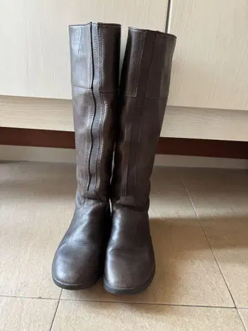 다크 브라운 가죽 롱 부츠