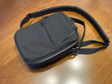 Black Ember KOMPAK