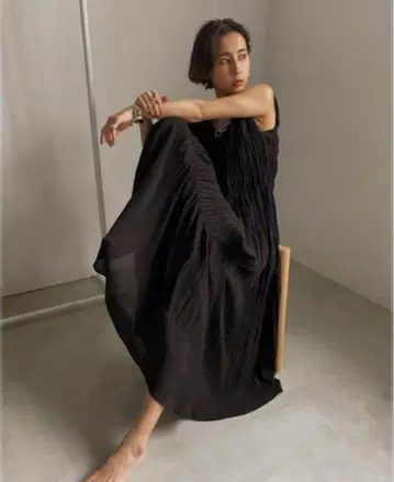 AMERI SHIRRING PLEATS NS DRESS