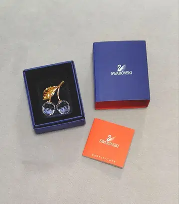 새상품급 Swarovski 스와로브스키 브로치 체리