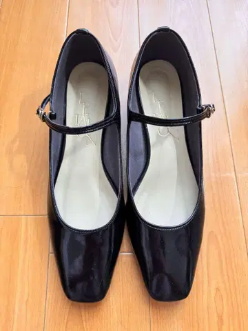 LE TALON 르탈론 스퀘어토 에나멜 스트랩