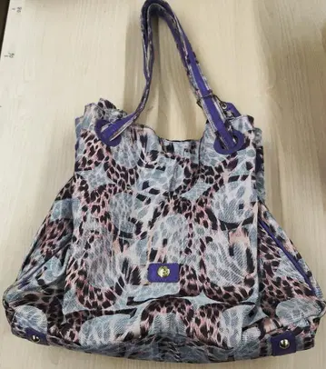 LINATE ANN 레오파드 무늬 캔버스 핸드백