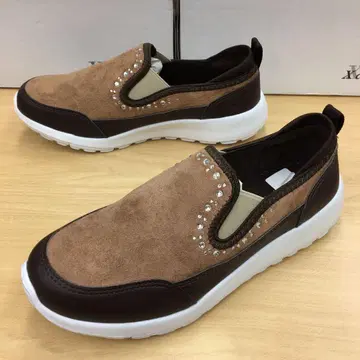 새상품 여성용 23.0cm 큐빅 스니커즈 브라운 5233