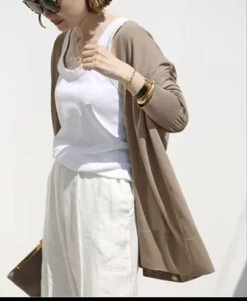 거의 새 상품 Deuxieme Classe shake code 숏 가디건