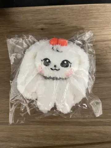 IVE minive 봉제 인형 키링 원영 Cherry