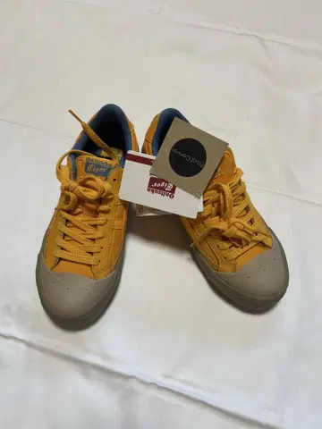 오니츠카타이거 24cm 새상품
