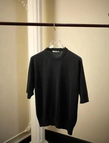 AURALEE HARD TWIST CASHMERE KNIT TEE