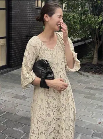 CLANE_VINTAGE LACE PUFF ONE PIECE 아이보리1