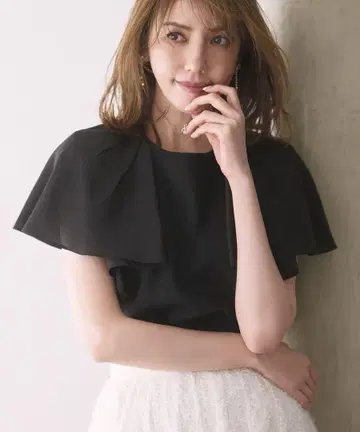 쿠미쿄쿠 L 코튼 분또 케이프풍 블라우스 7호 블랙 새상품