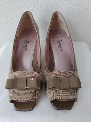 미스 슬렌더 베이지 오픈토 신발 리본 포함 24cm