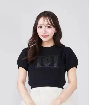 Darich 다리치 백 오픈 아플리케 니트탑