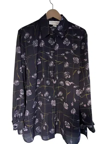 [구제 의류] Purple flower design shirt