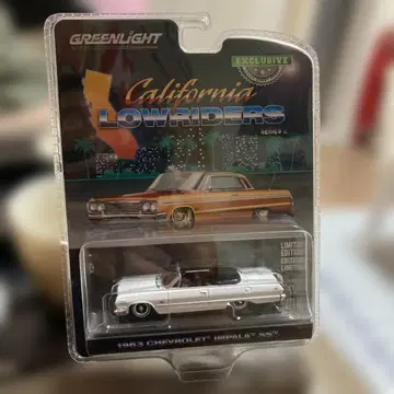GREENLIGHT IMPALA LOWRIDERS 일반ver 미니카