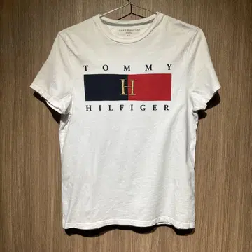 [ TOMMY HILFIGER ] 화이트 티셔츠 S/P