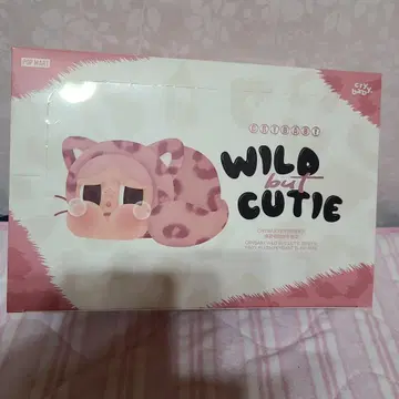 POP MART CRYBABY WILD but CUTIE 키체인