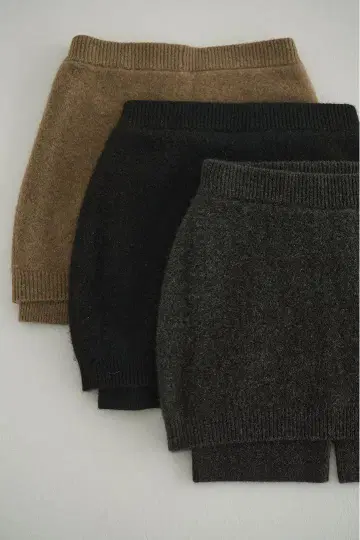 CLANE PANTS LAYERED YAK MINISKIRT