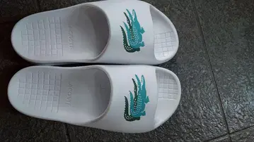 LACOSTE 화이트 샌들