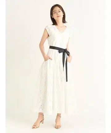 SNIDEL 레이스 볼륨 원피스 화이트 0