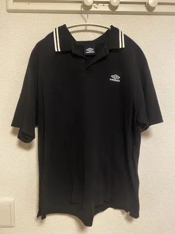 Umbro 블랙 반팔 피케 셔츠