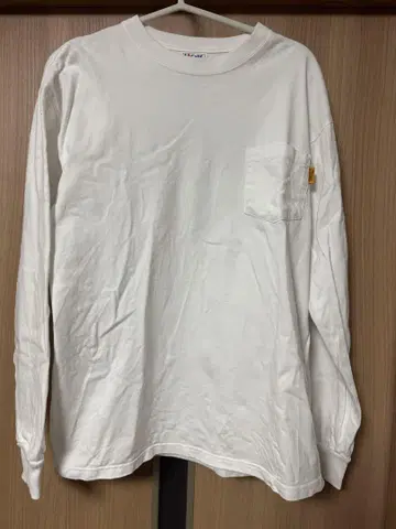 SD Heavyweight Pocket Long Sleeve T
