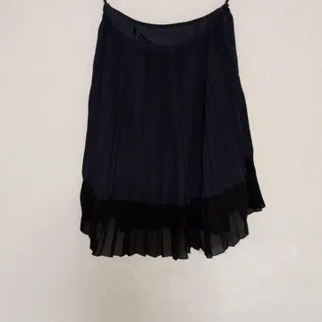 네이비 블랙 플리츠 스커트