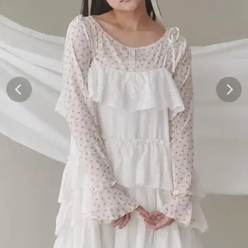 merry Jenny petit flower 멜로 상의