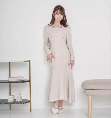 로제 뮤즈 Tweed mermaid dress