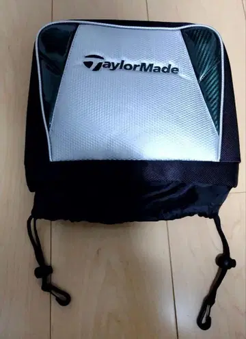 TaylorMade 아이언용 헤드커버