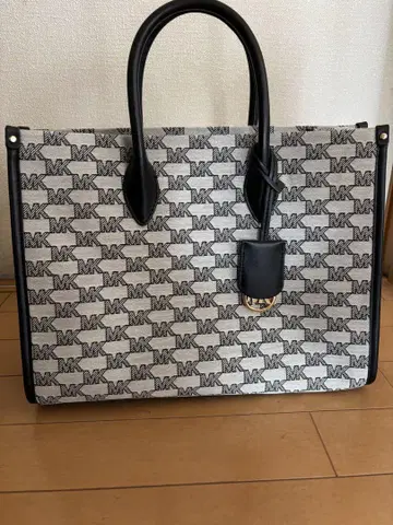 MICHAEL KORS 숄더백 화이트/블랙