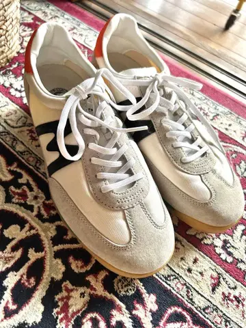 KARHU 카 스니커즈 챔피온 에어 화이트 26cm