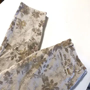 ZARA 자라 꽃무늬 테이퍼드 팬츠 베이지 31