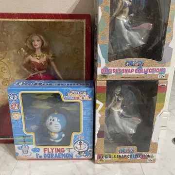 2014 Holiday Barbie, 원피스, 도라에몽