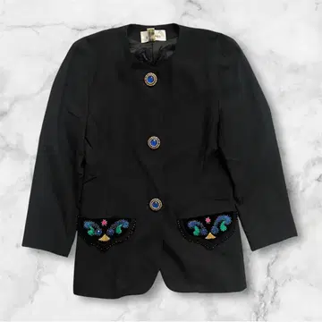 세일 진행 중 vintage 여성 디자인 자켓 블랙