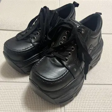 YOSUKE 통굽 레이스업 스니커즈