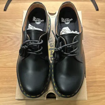 Dr.Martens 닥터마틴 1461 3홀 신발