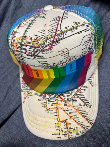 NYC 지하철 맵 레인보우 캡