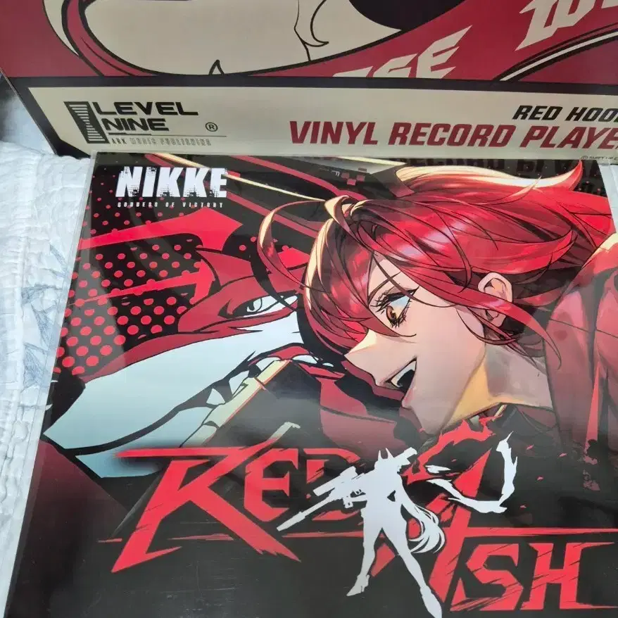 レッドフード LPプレーヤー Nikke Red Hood LP Player Record LP Set Sealed on Bunjang