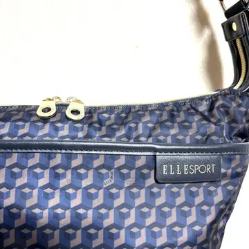 ELLE SPORT 발수 큐브 디자인 라운드 숄더백