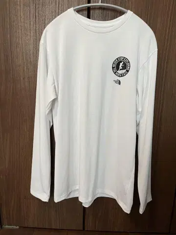 THE NORTH FACE 긴팔 티셔츠 화이트