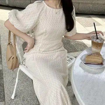 nairo 나이로 시어 자카드 원피스 퍼프 슬리브 아이보리 SS