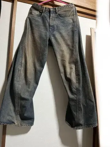 NVRFRGT 3d twisted wide leg jeans size1