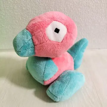 폴리곤 봉제인형