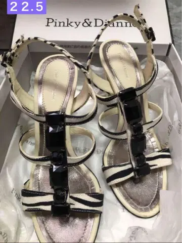 Pinky&Dianne 351/2 22.5 뮬