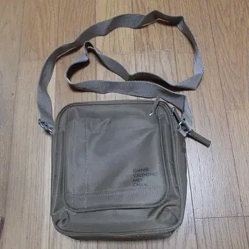 숄더백
