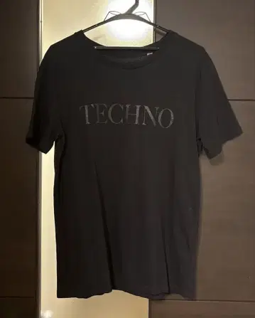 IDEA BOOKS 'TECHNO' 테크노 T셔츠