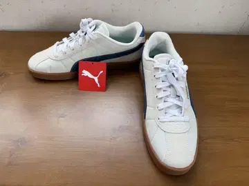 [택 포함 새상품] 푸마 PUMA CLUB 2 이어 오브 스포츠 26cm
