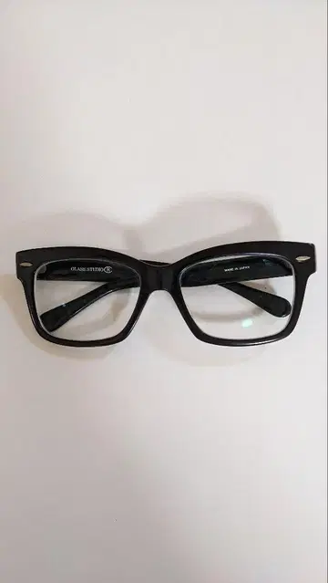 GLASS STUDIO 블랙 안경