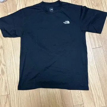 THE NORTH FACE 블랙 티셔츠 S 예시