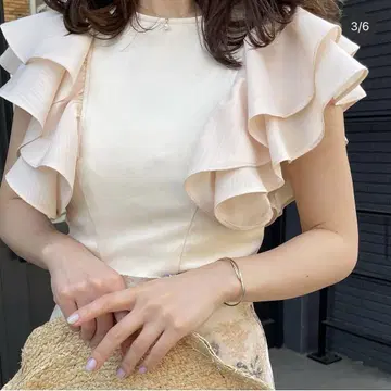 Deicy 미크 튤 콤비 프릴 오크 블라우스 블랙