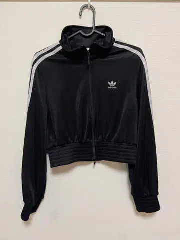 adidas 크롭 저지 s 사이즈 블랙